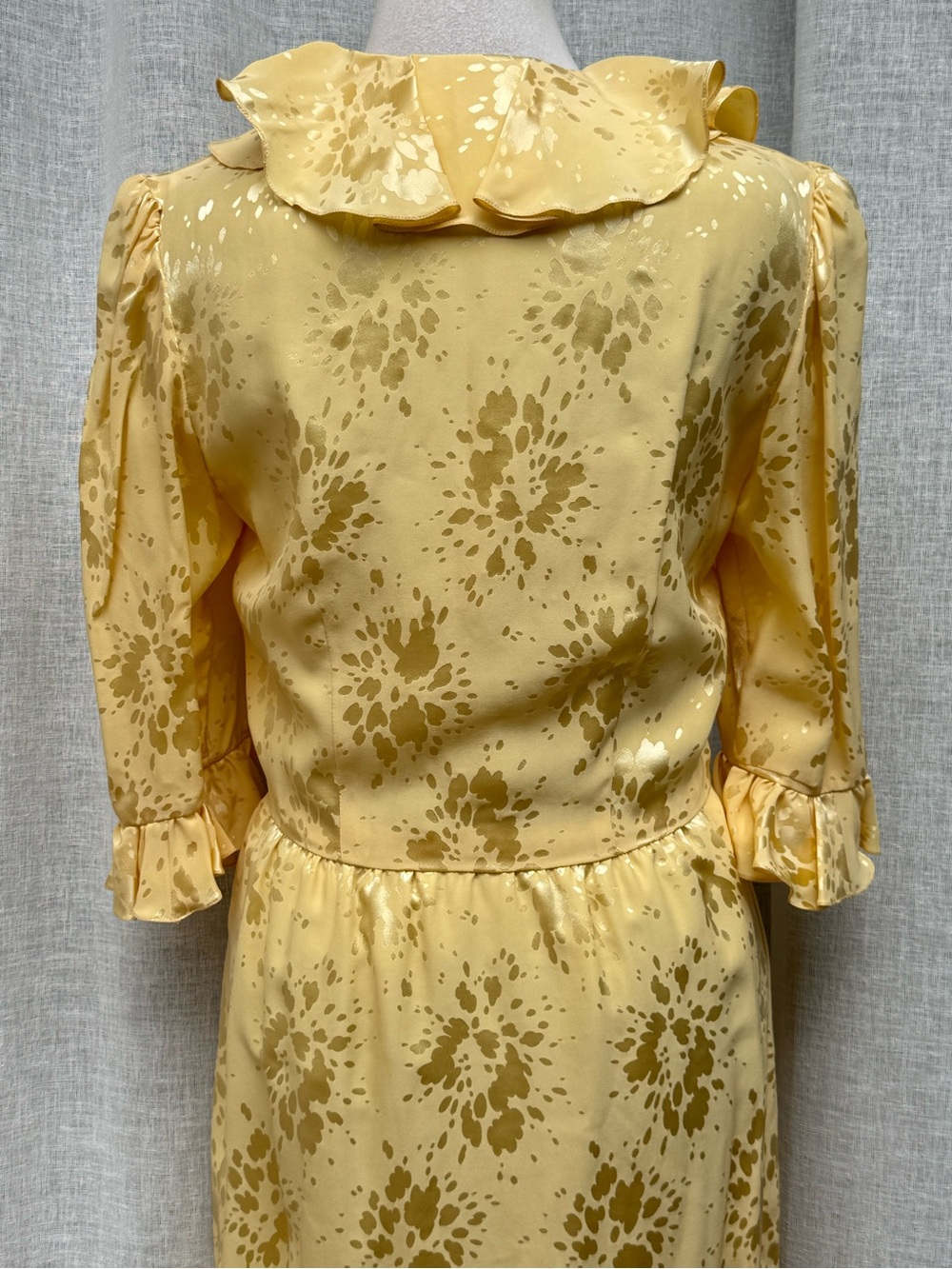 Vintage Mariko yellow brocade ruffles midi silk wrap dress - Picture 4 of 7